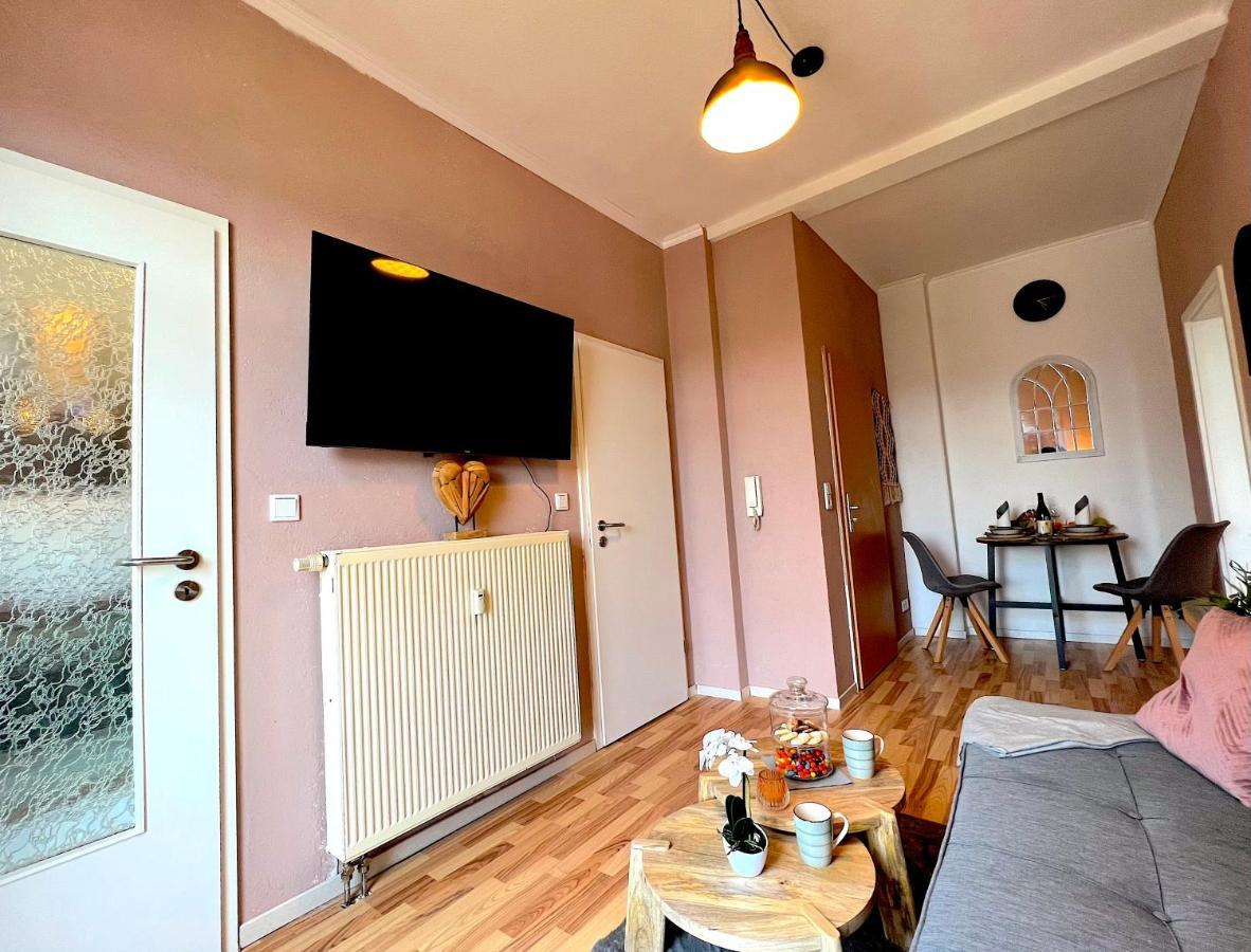 Elbling Apartment Mit Terrasse - Netflix - Parkplatz - Weinbergblick Майсен Екстериор снимка