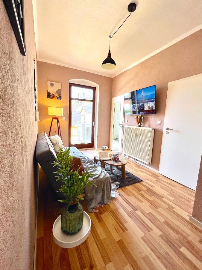 Elbling Apartment Mit Terrasse - Netflix - Parkplatz - Weinbergblick Майсен Екстериор снимка